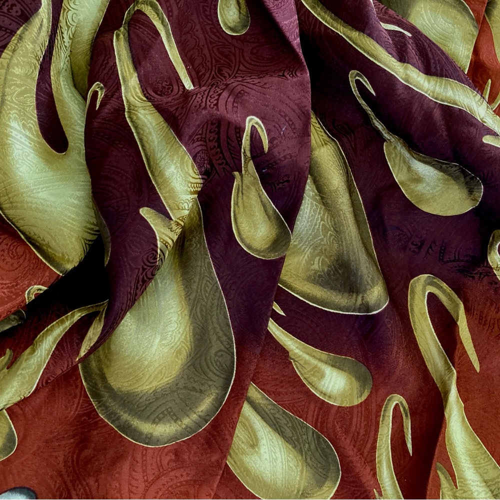 Large Paisley Silk Scarf, Terracotta, Burgundy, Gold, Jaquard, NWT - Picture 5 of 9